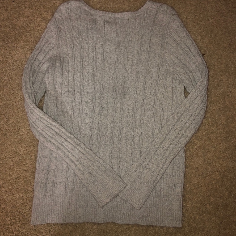 sweater - Picture 2 of 3